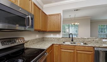 710 E Boyd Dr #1502, Baton Rouge, LA 70808