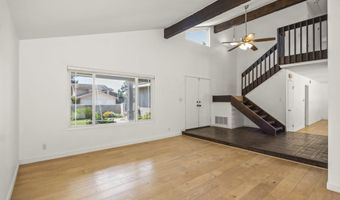 2325 Parkway Dr, Camarillo, CA 93010