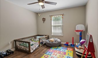 10676 N Oak Crest Dr, Biloxi, MS 39532