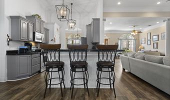 2303 Rue Maison, Biloxi, MS 39532