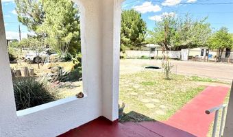 905 N 6th St, Alpine, TX 79830