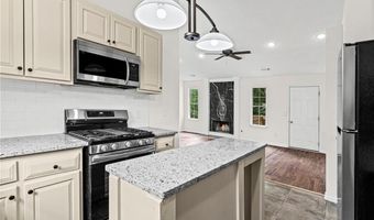 3833 Sunview Dr NW, Acworth, GA 30101