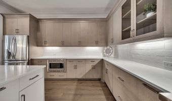 108 Grand Cres, Alpharetta, GA 30009
