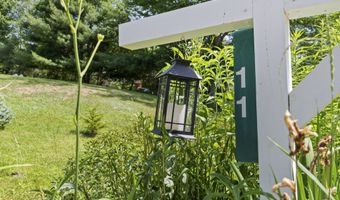 11 Old County Rd, Appleton, ME 04862