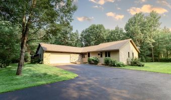 4930 Wilderness Ln, Wisconsin Rapids, WI 54494