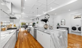 1609 Onslow Dr, Charlotte, NC 28205