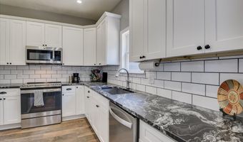 717 Hidden Ln, Martinez, GA 30907