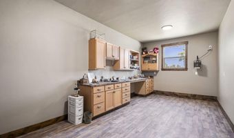25480 Bachelor Ln, Bend, OR 97701