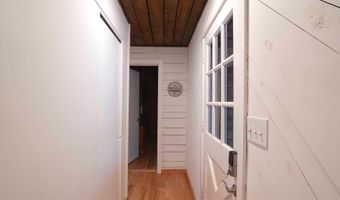 206 DALE, Basye, VA 22810