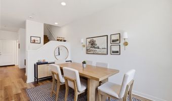 2771 W Pepper Tree Dr 11, Anaheim, CA 92801