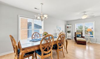 215 E Ft Macon Rd, Atlantic Beach, NC 28512