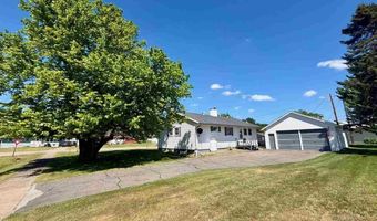 32 Dogwood Blvd, Babbitt, MN 55706