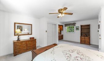 230 TREE TOP Ln, Hockessin, DE 19707