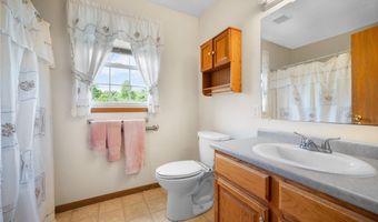 232 Bayview Dr, Cortland, OH 44410