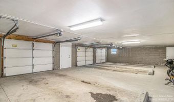 2235 S Huron Pkwy 4, Ann Arbor, MI 48104