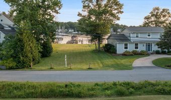 45 E LAKE Dr, Annapolis, MD 21403