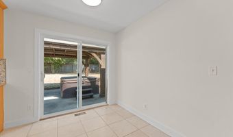 11825 SW BAKER St, Beaverton, OR 97008