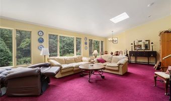 1515 South Rd, East Greenwich, RI 02818