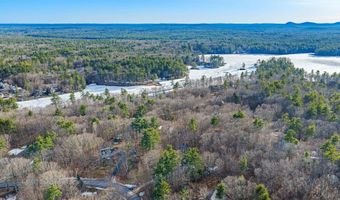 162 Lakeside Oaks Dr, Barrington, NH 03825