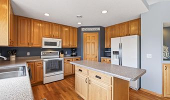 10579 Karston Ave NE, Albertville, MN 55301