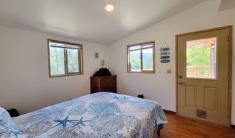 19921 WHALESHEAD Rd M1, Brookings, OR 97415