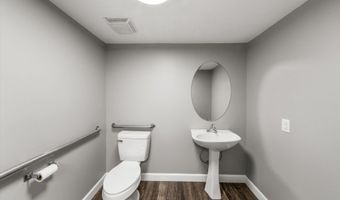 4 Green St, Athens, TN 37303