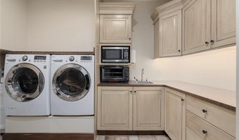 19 Blacksburt Ct, North Kingstown, RI 02874