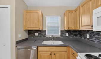 140 LOOKOUT Dr, Apollo Beach, FL 33572