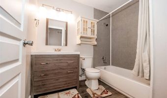 367 Napoli Ct, Ballwin, MO 63021