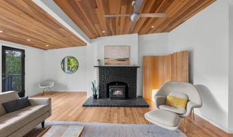 1930 Seminole Dr, Agoura Hills, CA 91301