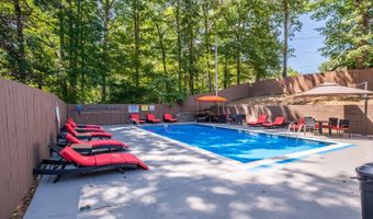 1309 Country Oaks Dr, Benton, AR 72015