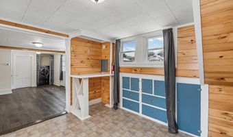 57 Oxford St, Augusta, ME 04330