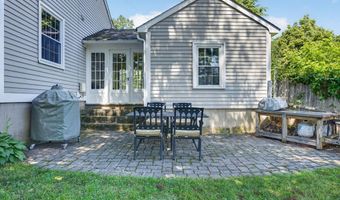 90 Lowell St, Andover, MA 01810