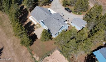 688 Champs Rd, Bonners Ferry, ID 83805