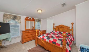 1656 Garrett Mill Rd, Baker, FL 32531