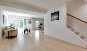 8101 GLEN ARBOR Dr, Baltimore, MD 21237