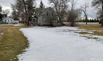 102 2nd Ave SW, Balta, ND 58313