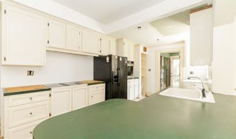 1233 Rawson Dr, Albany, GA 31701