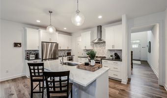 720 Chapman St, Ashland, VA 23005