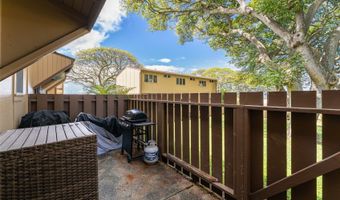 98-1386 C Hinu Pl 46, Pearl City, HI 96782