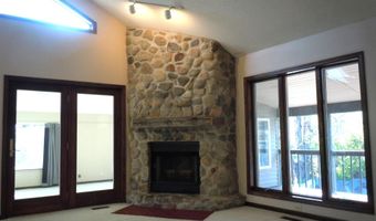 205 Ln 101 Jimmerson Lk, Angola, IN 46703
