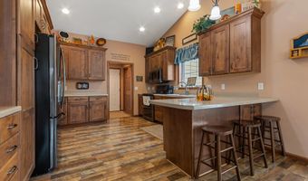 1415 Nicklaus Dr, Aberdeen, SD 57401