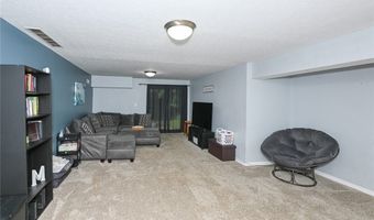 2096 HIDDEN HOLLOW Ln, Akron, OH 44313