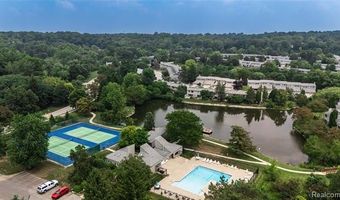 767 Skynob Dr, Ann Arbor, MI 48105