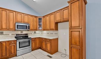 2668 Mountain Oak View Dr, Asheboro, NC 27205