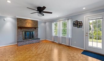 205 CLOVER Dr, Hockessin, DE 19707