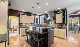 3031 Bayberry Rd, Ames, IA 50014