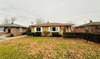 39 Emerson Dr, Amherst, NY 14226