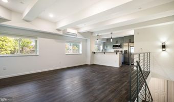 1825 CALLOWHILL St 102, Philadelphia, PA 19130