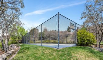 811 S HIGH RIDGE Dr E, Alpine, UT 84004